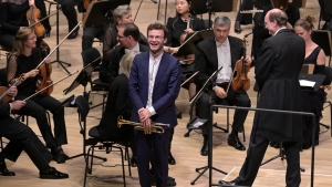 Die Freunde der NDR Radiophilharmonie stellen den Besuch in der Elbphilharmonie vor.